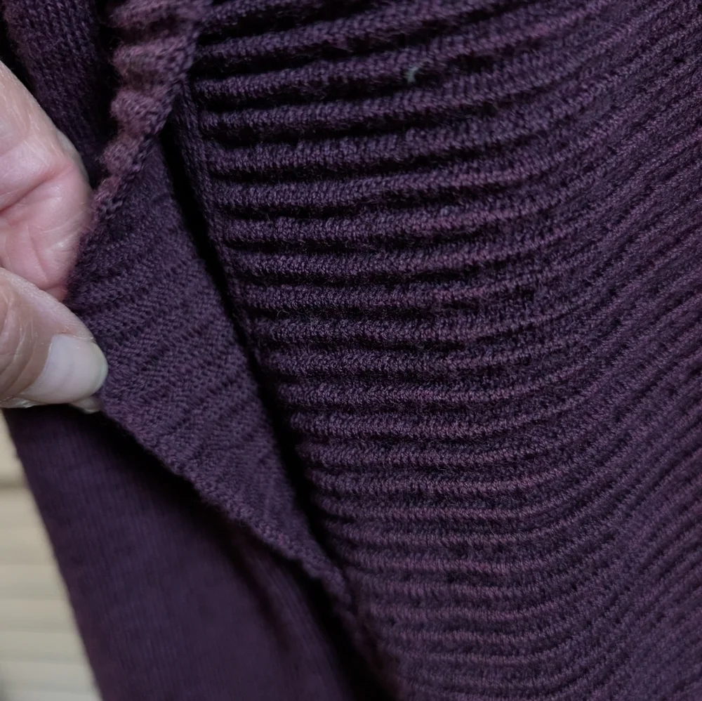 Lululemon Size 4 Merino Wool Cardigan Sweater Sit In Lotus Wrap II Black Cherry